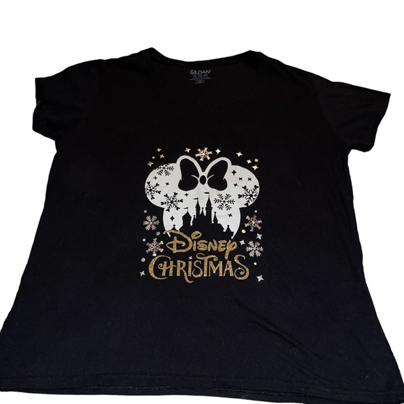 Disney Christmas Women’s Short Sleeve T-Shirt Black Size 2X Gildan Brand T-Shirt - Picture 4 of 7